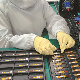 Application of M×N Matrix Optical Switching Equipment in Test Systems